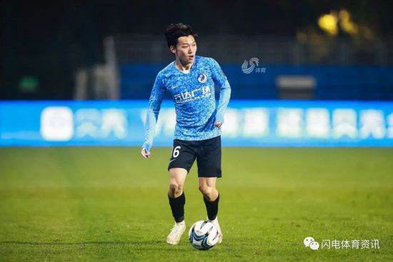 富勒姆中场帕利尼亚的前经纪人梅拉在接受sport1的采访时表示，帕利尼亚仍希望加盟拜仁。